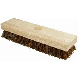 Palmyra Deck Scrub Brush – Stiff Natural Fibers, Ergonomic Handle 1